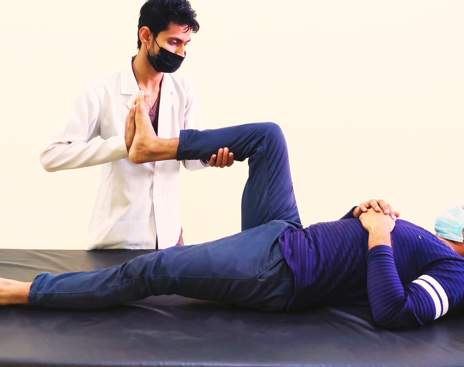 CureFlex Home Physio professional care